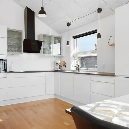 Oh543-hadsund-haslevgarde-eng-16 بيت للعطل *